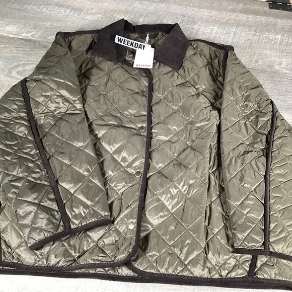 Weekday quilted jacket with contrast collar in dark brown Womens Size L Casual - Picture 2 of 10